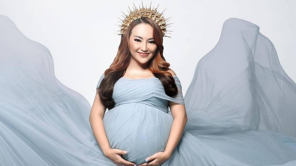 Perjuangan Mpok Alpa Lawan Kanker: Berobat ke Malaysia Sejak Hamil Anak Kembar