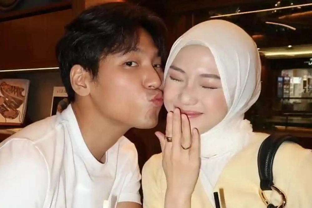 Na Daehoon Dan Jule Instagram Juliaprastini