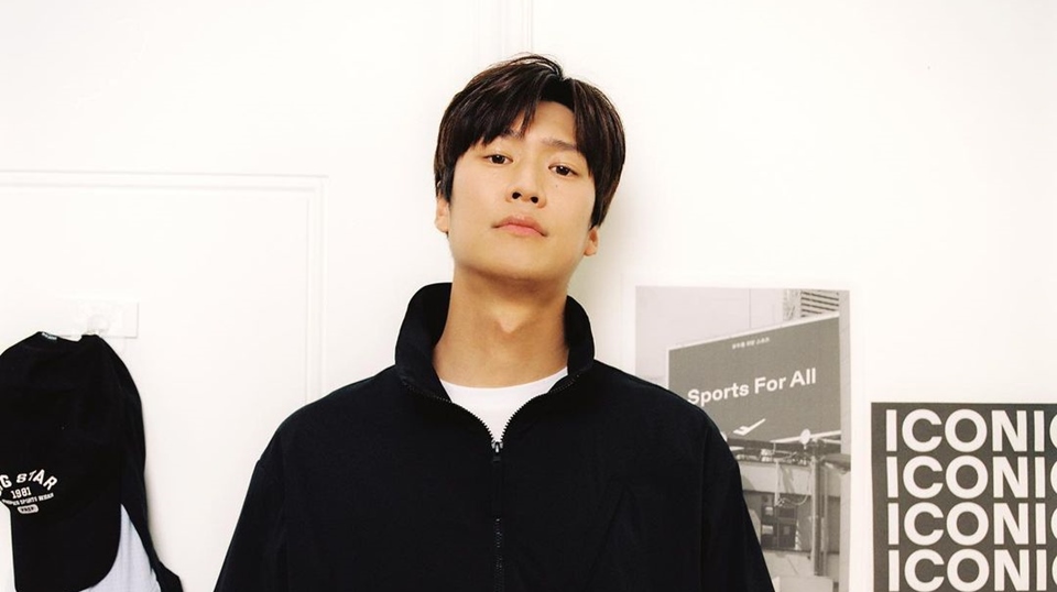 Na In Woo Pisah dari Agensi Lama Setelah 12 Tahun