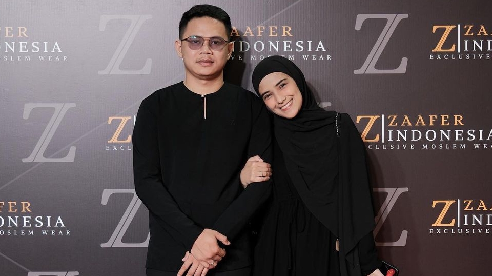 Nadya Mustika Kepergok Hapusi Foto Bareng Suami, Padahal Lagi Hamil 6 Bulan