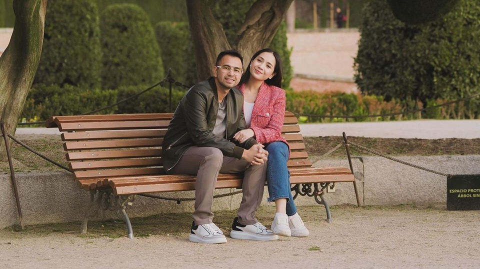 OOTD Nagita Slavina di Madrid Tembus Rp500 Juta?