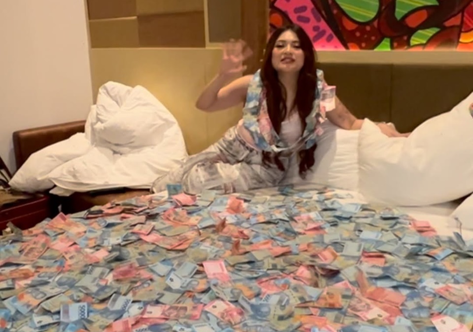 Nathalie Holscher Pamer Ung Hasil Saweran DJ Satu Tempat Tidur [Instagram]