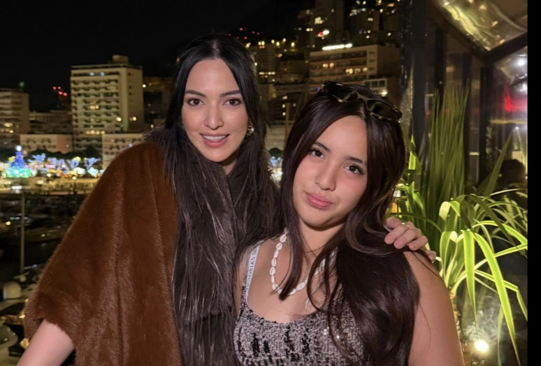 Nia Ramadhani dan putrinya, Mikhayla. [Instagram]