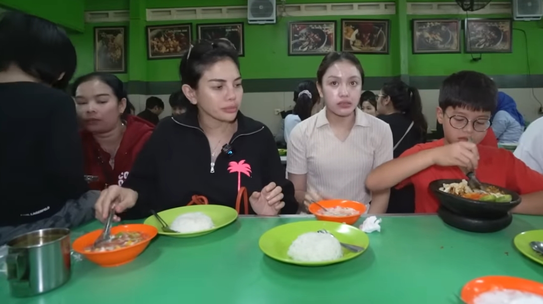 Lolly Bohong? Nikita Mirzani Tegaskan Gak Pernah Komunikasi dan Ketemu Dia Lagi