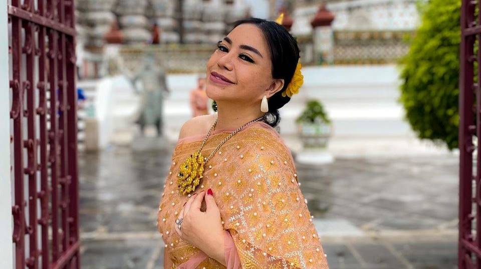 Anisa Bahar Rayakan Lebaran di Bangkok, Gara-Gara Salah Lihat Tanggal