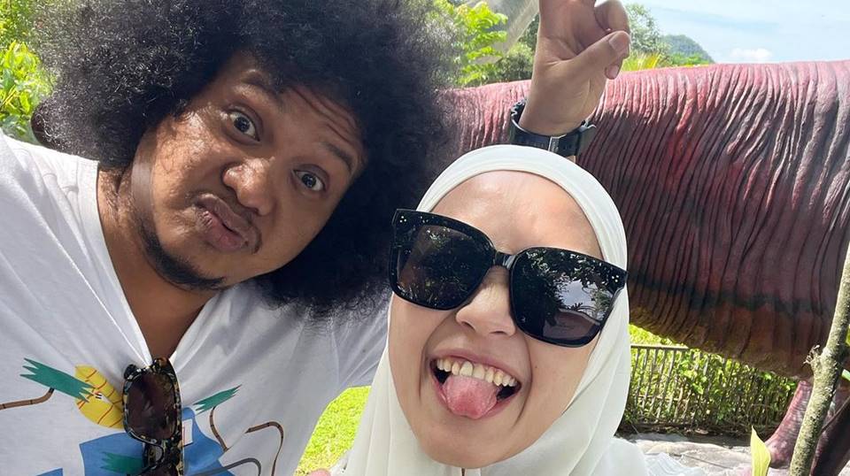 Kunjungi Makam Babe Cabita, Istri Kenang Momen Pacaran Tiap Hari Jumat