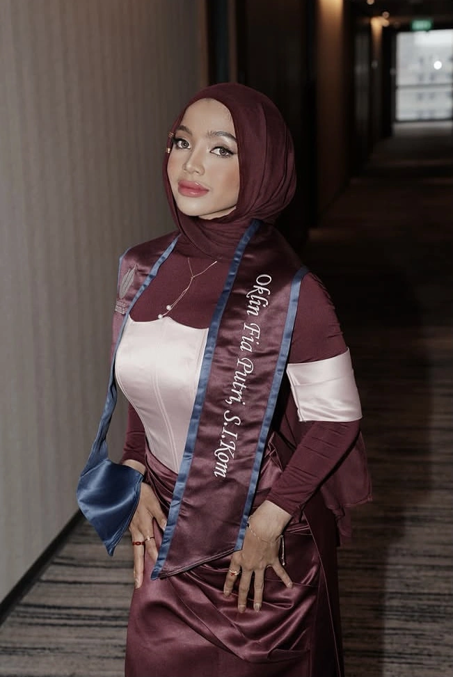 Oklin Fia 2 [Instagram]