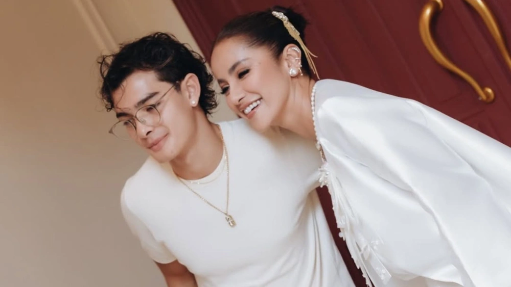 Olla Ramlan mengaku banyak dapat hadiah ulang tahun dari sang kekasih, Tristan Molina. [Instagram]