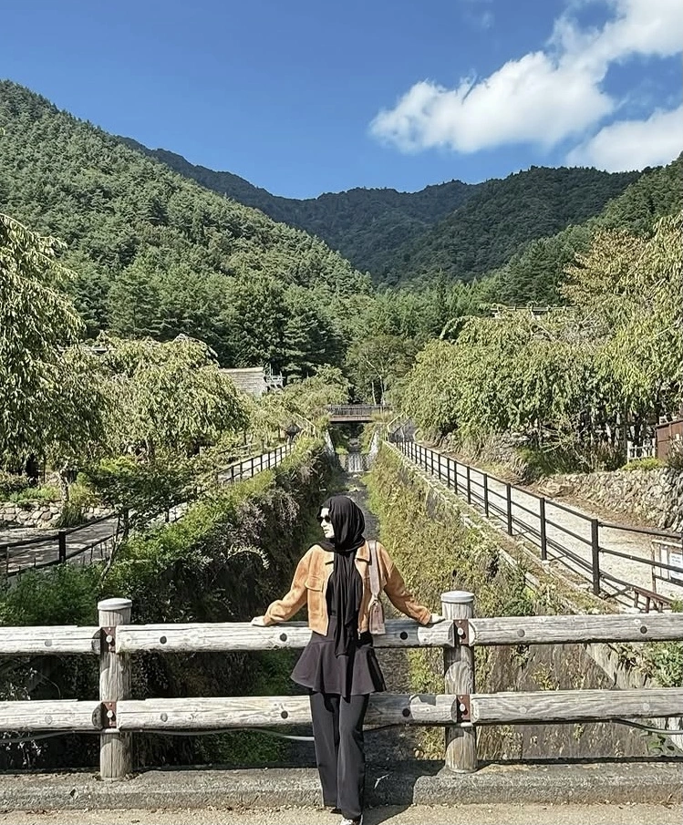 Outfit Inara Rusli 2 (Instagram)