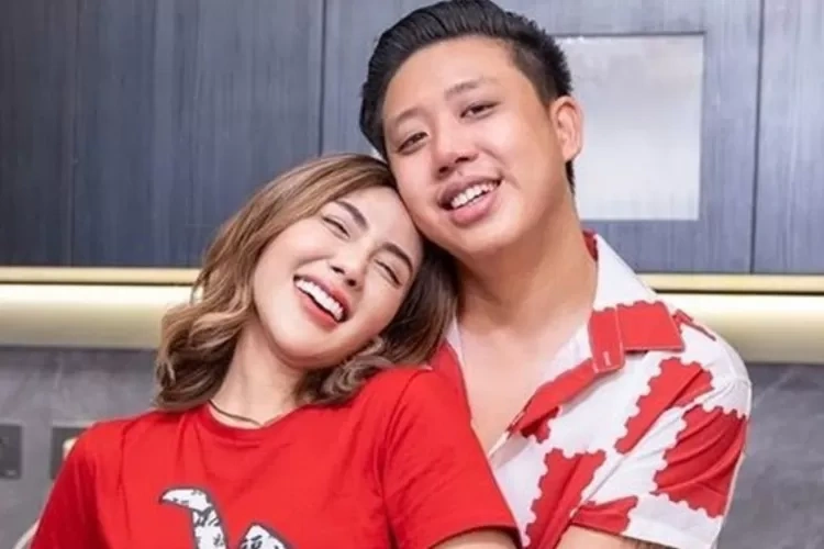 Pablo Benua Dan Rey Utami
