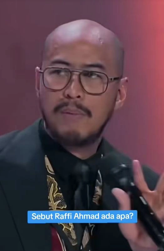 Pandji Pragiwaksono Singgung Nama Raffi Ahmad Saat Bahas Soal Pencucian Uang [sumber: Tiktok Pesona Cerita]