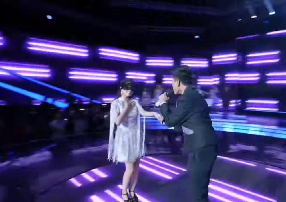 Penampilan Valen Dan Suchy Di Top 8 Show D Academy 7 Cc Youtube