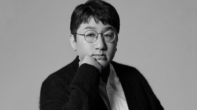 Bos Besar HYBE Bang Si Hyuk Dicegah ke Luar Negeri, Polisi Bongkar Dugaan Skandal Rp2,2 Triliun!