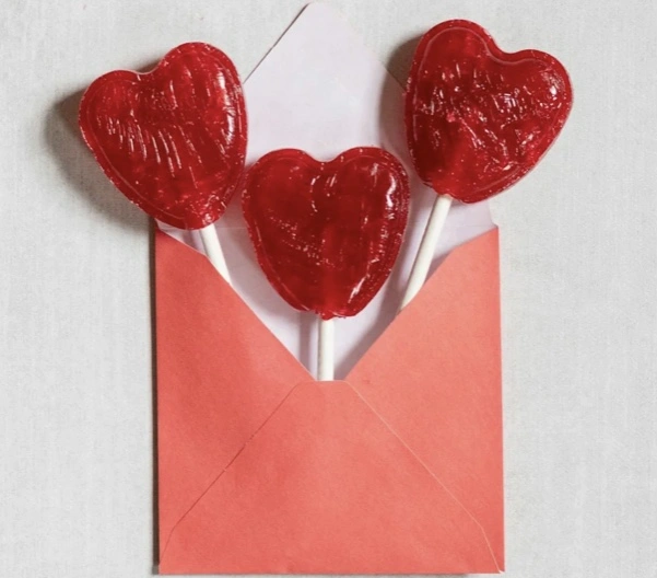 Permen Cinta Di Hari Valentine [Pexels]