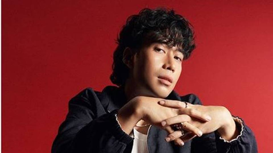 6 Potret Ganteng Vidi Aldiano Jadi Model Gucci, Belakangan Dikira Pelawak