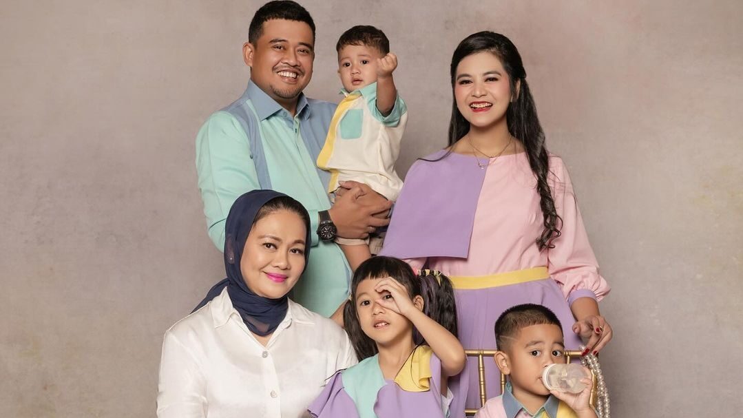 Pesona Ibu Mertua Kahiyang Ayu, Tak Kalah Cantik dari Iriana Jokowi