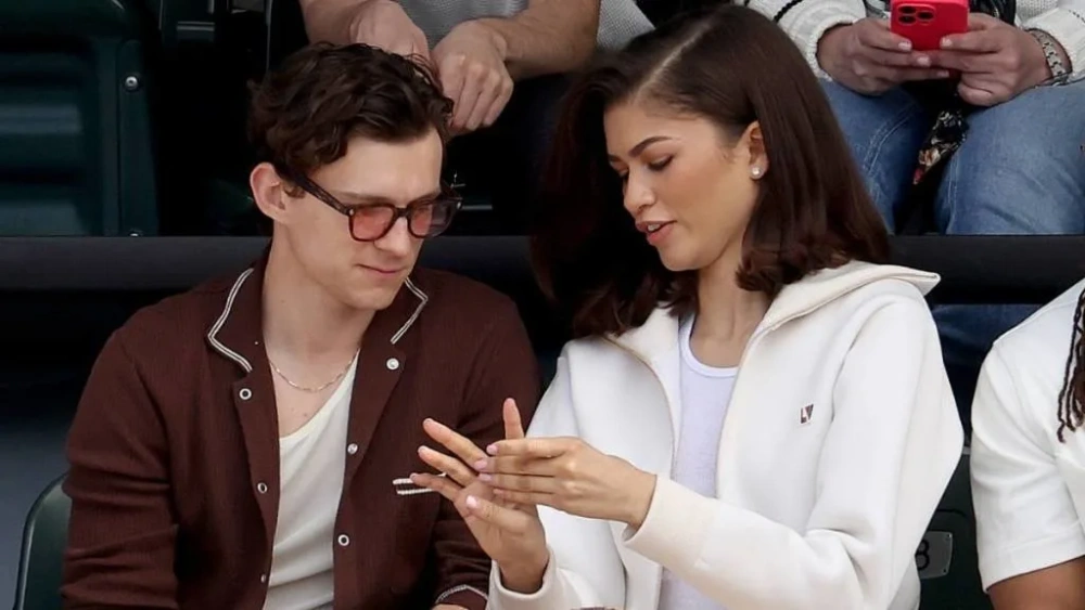 Potret Zendaya Dan Tom Holland Yahoo
