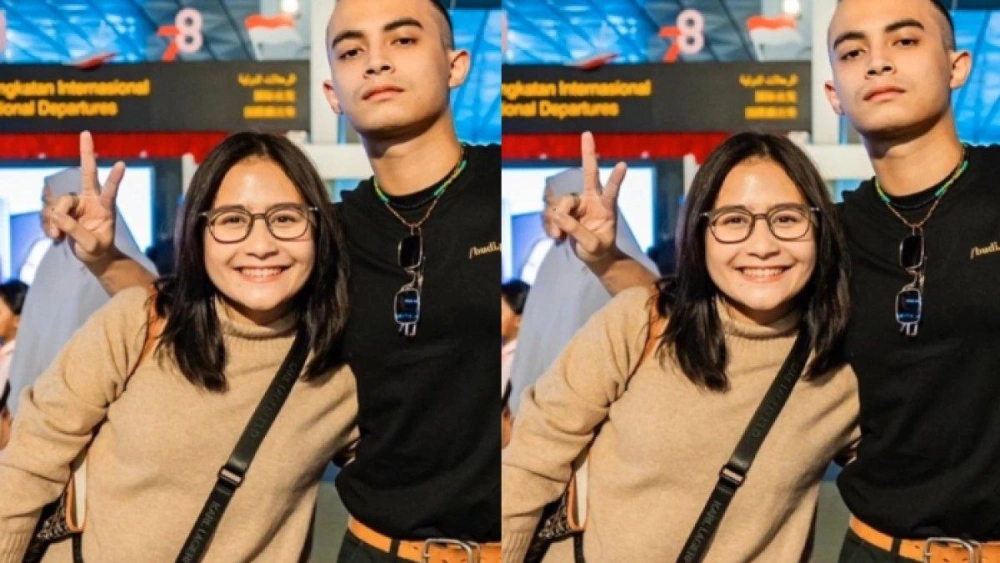 Prilly Latuconsina Dan Omara Esteghlal Instagram Prillylatuconsina96