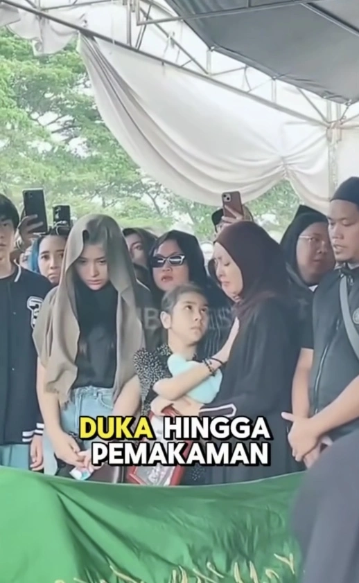 Putri Kecil Gary Iskak Menguatkan Sang Ibu (Instagram)