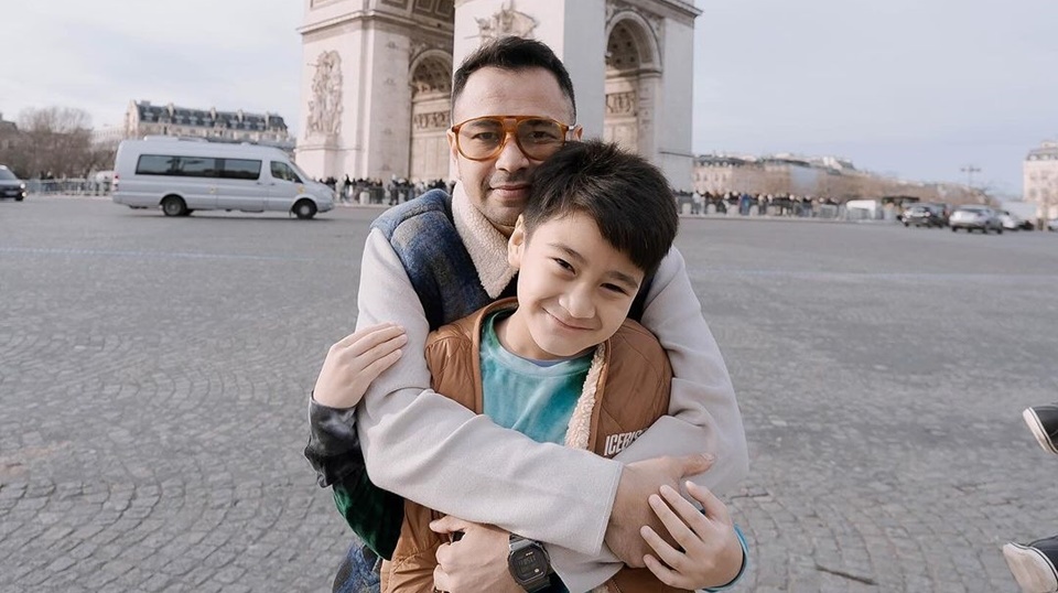 Raffi Ahmad Vs Rafathar di Lomba HUT RI Berakhir Cedera, Jiwa Kompetitif Terlalu Kuat