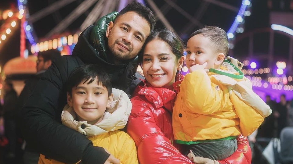 Nagita Slavina Sampai Syok, Rayyanza Dapat Kado Liburan ke Labuan Bajo dari Kakel