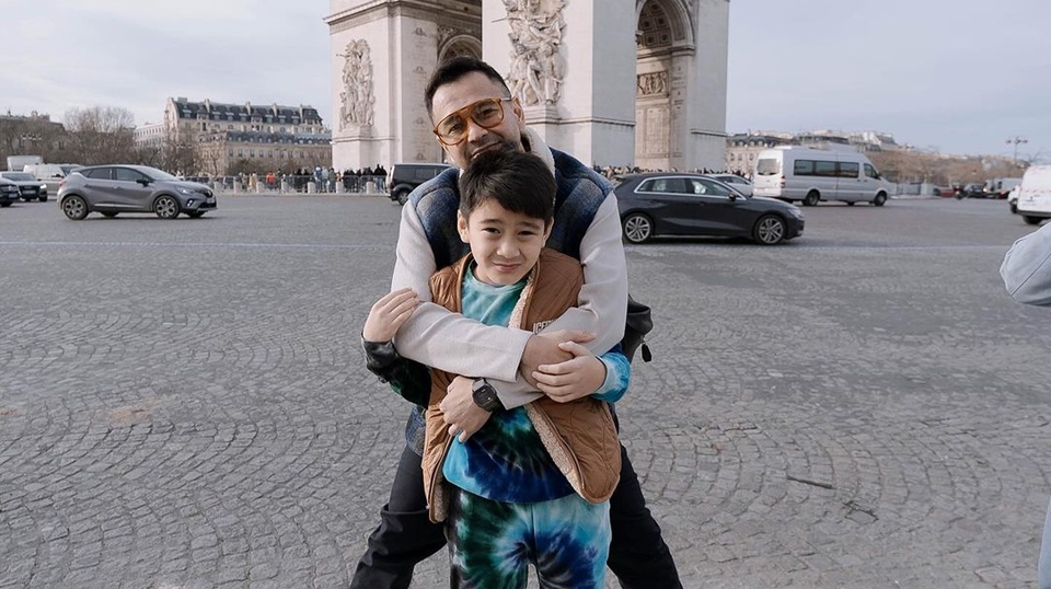 Rafathar Buat Wanda Hara Pasang Wajah Masam Gegara Disebut Cowok