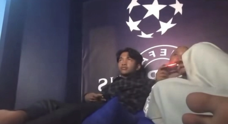 Raihan Dan Fara Main Game Online [Instagram]