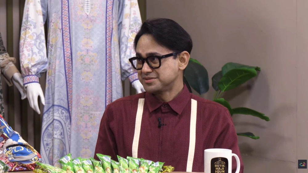 Ramzi Bongkar Alasan Masih Terima Job Di Tv [sumber: Youtube C8 Podcast]