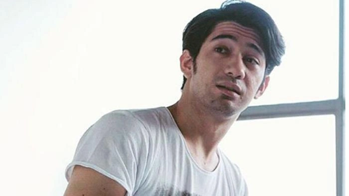 Reza Rahadian Instagramrezarahadian Photos