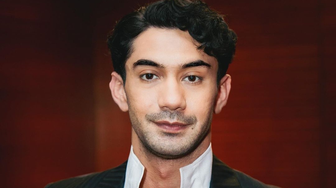 Reza Rahadian Tak Menolak Jika Ditawari Jabatan di Pemerintahan