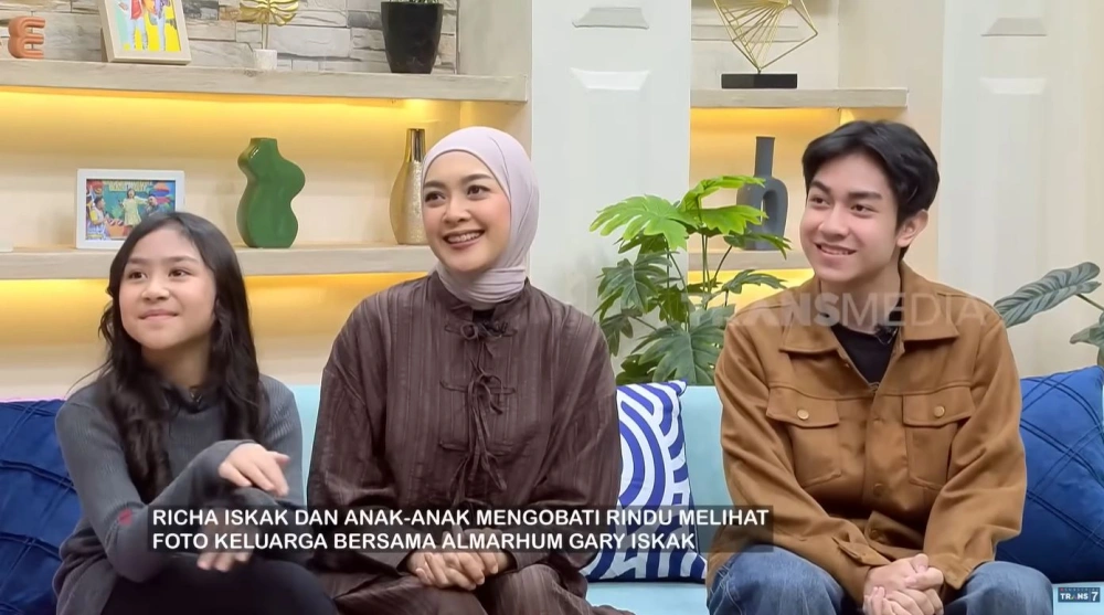 Richa Novisha Curhat Jalani Ramadan Tanpa Gary Iskak [sumber: Youtube Trans 7 Official]