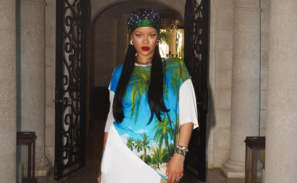 Rihanna. [Instagram/@badgalriri]