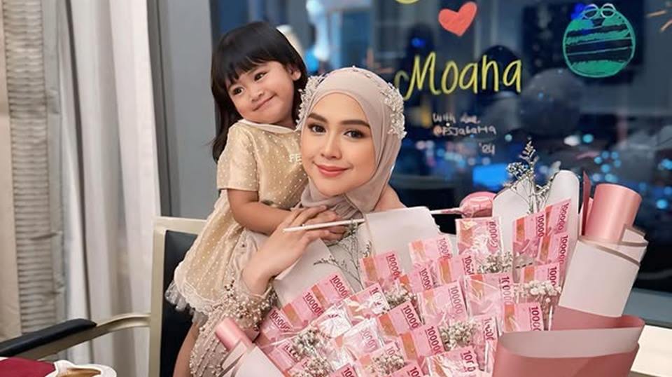 Ria Ricis: Alhamdulillah Moana Cerdas Dengan Caranya Sendiri