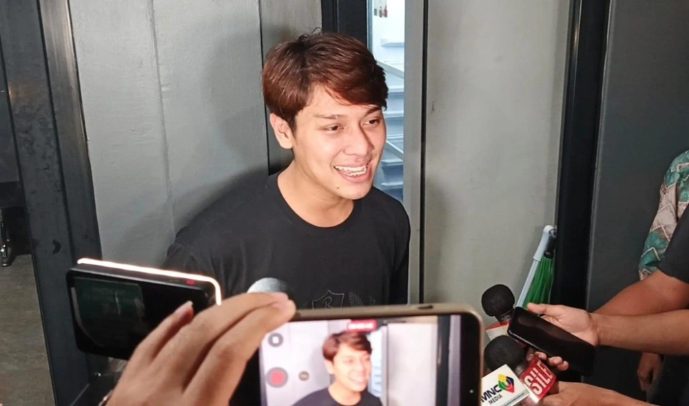 Rizky Billar juga ajarkan anak tahan empsi saat puasa. [Indopop/Raka]