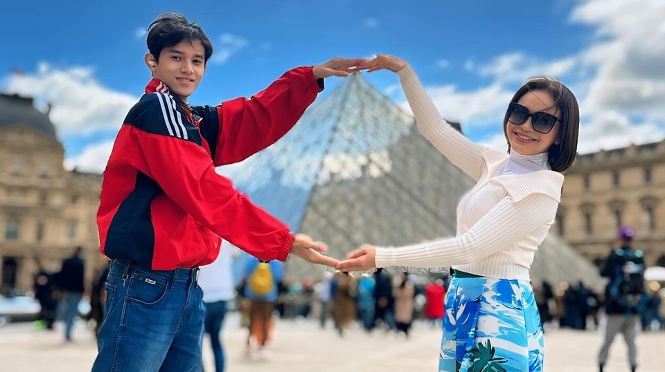 Putra Rossa Sukses Bikin Komik, Bapaknya Hampir Nangis karena Terharu