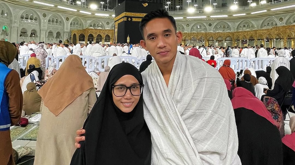 Rizky Ridho Umroh Bareng Istri Usai Nikah [Instagram]
