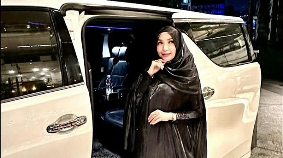 Roro Fitria [Instagram]