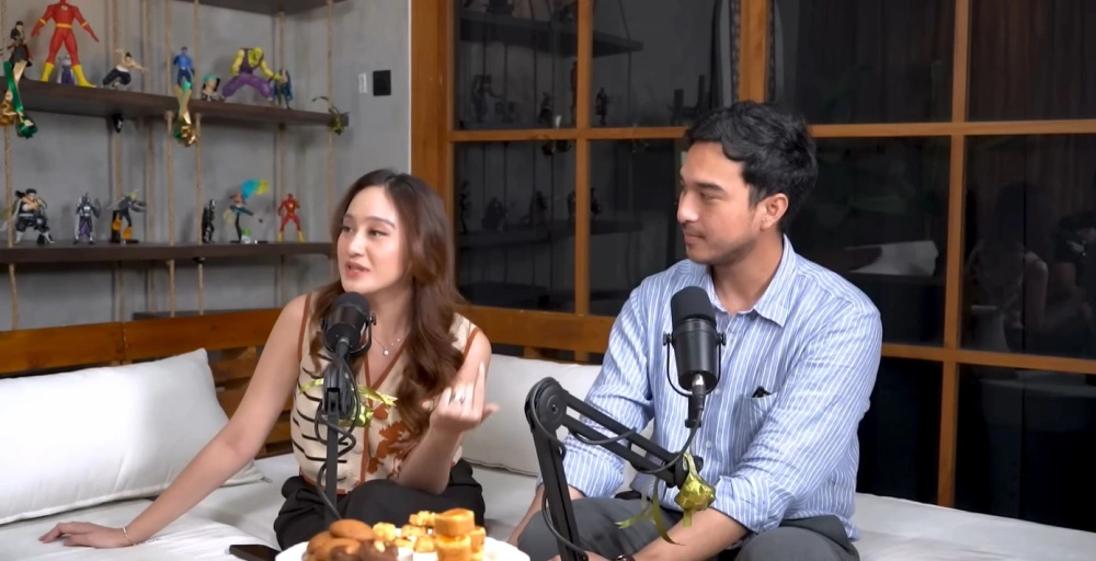 Salshabilla Adriani Ngaku Sering Ngalah [sumber: Youtube Debi Marco]