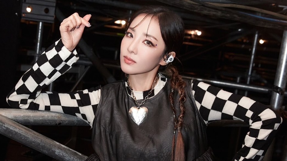 Sandara Park 2NE1 Picu Kritik Usai Cerita Pernah Pacari Minor