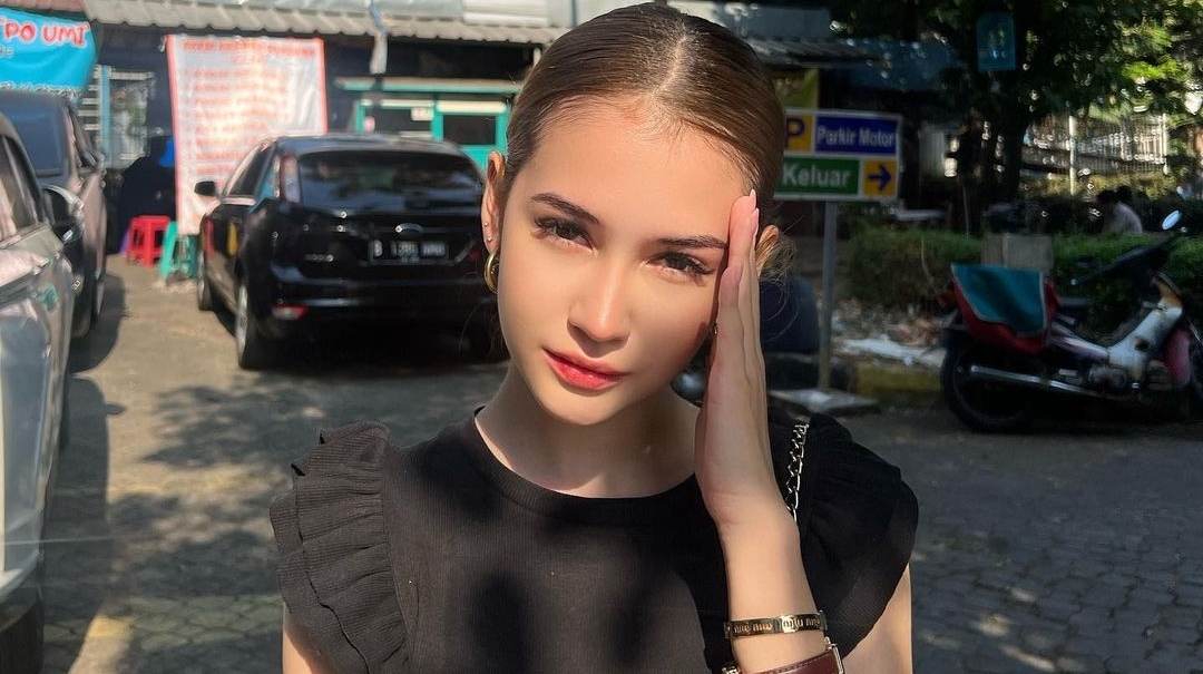 Sandrinna Michelle Teratas, 5 Artis Indonesia Ini Tembus 100 Wanita Tercantik Dunia 2024