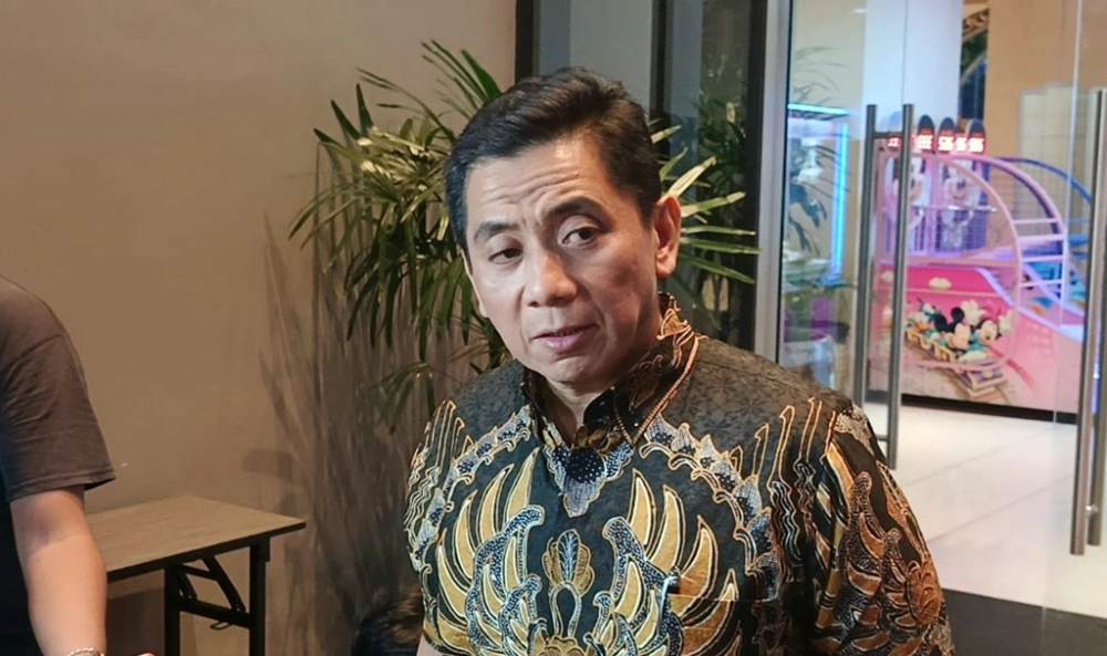 Sandy Arifin saat menghadiri acara pernikahan Virgoun. [Indopop/Selvianus Kopong Basar]
