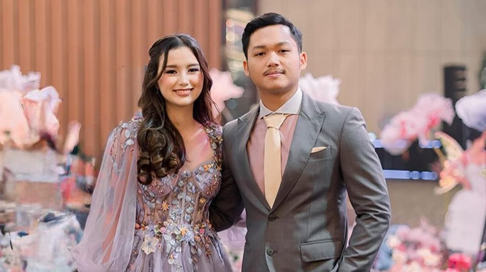 Sarah Menzel Pamer Sangjit, Pernikahan Dengan Azriel Hermansyah Makin Dekat?