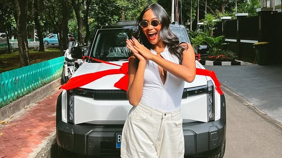Sarah Tumiwa Beli Mobil Baru Hasil Kerja & Nabung Bertahun-Tahun, Harganya Rp498 Juta