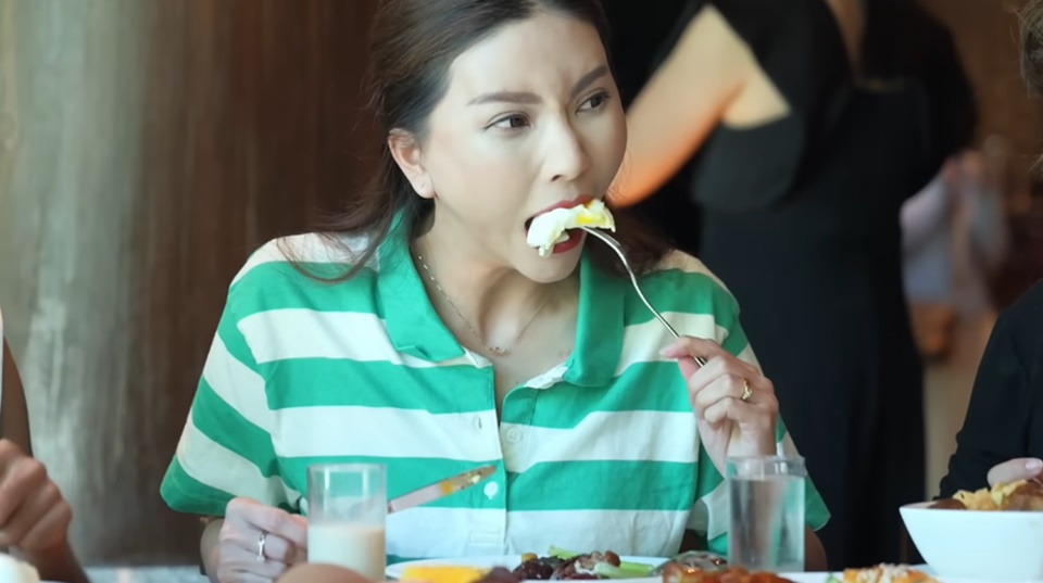 Sarwendah Beri Penjelasan Soal Cara Makannya Pasca Oplas yang Jadi Perbincangan