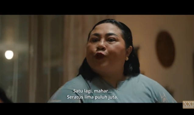 Scene Nunung Di Film Pesugihan Sate Gagak