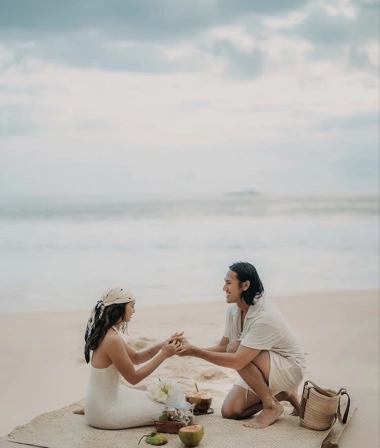 Sean Gelael Melamar Hana Malasan (Instagram)