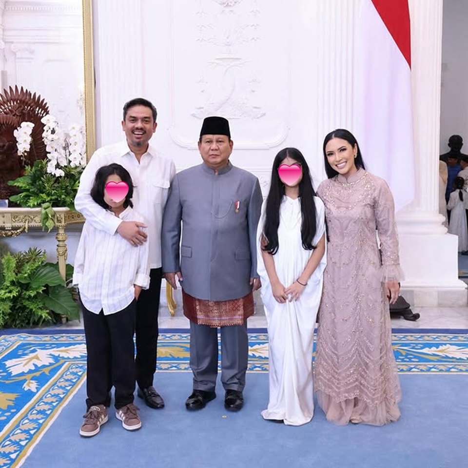 Menteri UMKM Maman Abdurahman Beserta Istri dan Anak