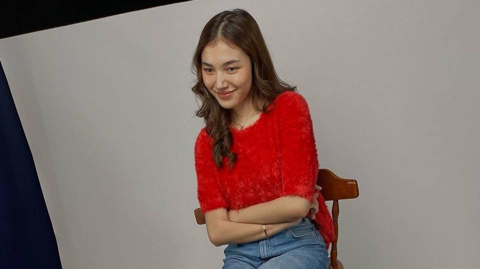 Ibu Melitha Sidabutar sampai Dibantu Kursi Roda saat Masuki Rumah Duka