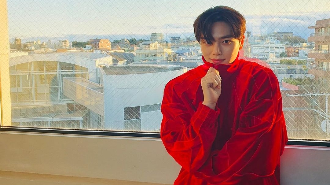 Song Kang Sebagai Cameo di Film Escape, Muncul Dugaan Dia Perankan Karakter Gay