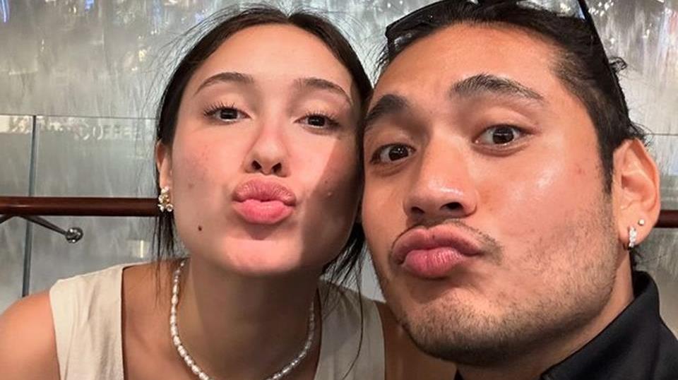 7 Potret Bucin Giorgino Abraham pada Yasmin Napper yang Lagi Ultah ke-21